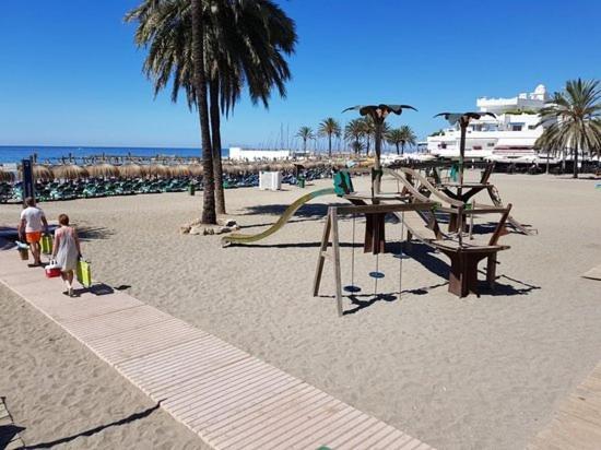 Cozy 2-Bed 2-Bathroom Apartment In Marbella Town Centre מראה חיצוני תמונה